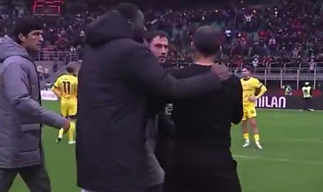 1737904454464074616.jpg 致歉.jpg